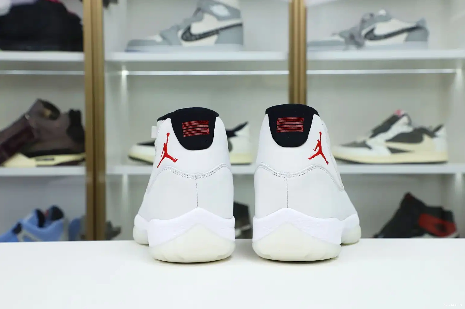 PLATINUM AIR JORDAN RETRO 11 Kimikick TINT XI 0810
